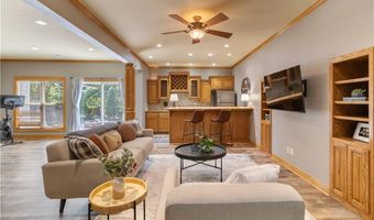 3906 NE Cadbury Ave, Bentonville, AR 72712