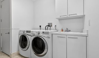 4100 Island Blvd 1403, Aventura, FL 33160