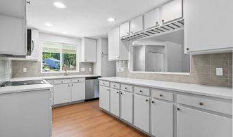 19370 SW MURPHY St, Beaverton, OR 97078