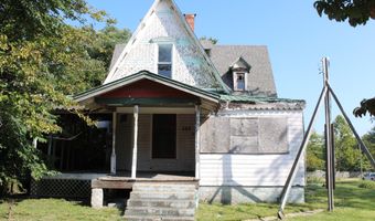 409 E College St, Aurora, MO 65605