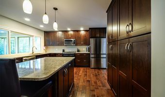 1012 Stuyvesant Ln, Ballwin, MO 63011