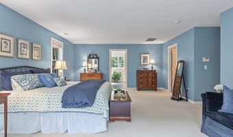 696 Liberty Square Rd, Boxborough, MA 01719