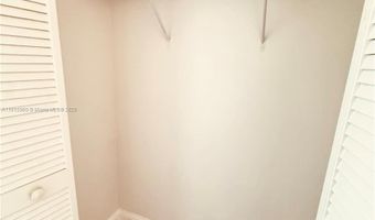 19501 W Country Club Dr 2310, Aventura, FL 33180