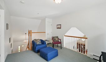 20 Eagle Point Rd, Bath, ME 04530