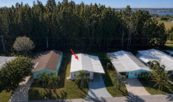 421 Papaya Cir, Barefoot Bay, FL 32976