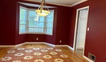 815 Hewett Dr, Ann Arbor, MI 48103