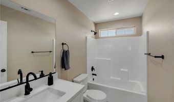 15155 Pocahantas St, Apple Valley, CA 92307