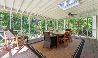 180 Pruitt Dr, Alpharetta, GA 30004