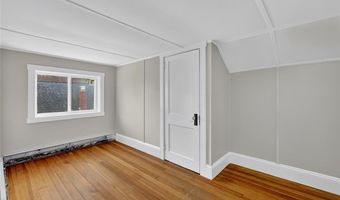 112 Villa Ave, Cranston, RI 02905