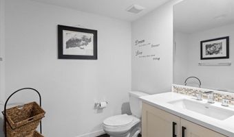 2511 State St, Carlsbad, CA 92008