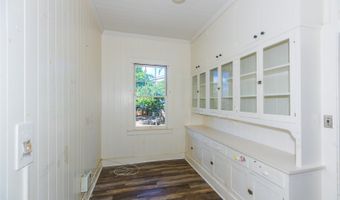 99-028 Moanalua Rd, Aiea, HI 96701