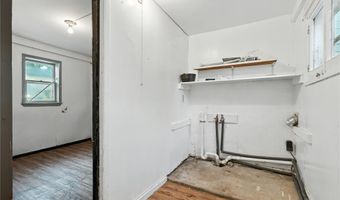 605 W Main, Anamosa, IA 52205