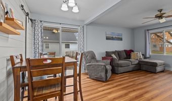 1920 E FRANCES St, Appleton, WI 54911