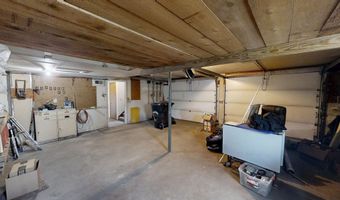 2153 W 42nd St, Casper, WY 82604