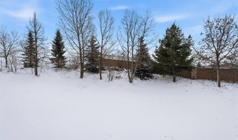 4212 Parkview Ln, Anoka, MN 55303