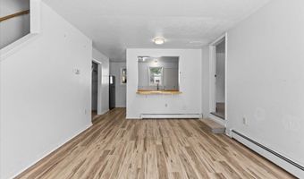 21 Hyde St 3, Burlington, VT 05401
