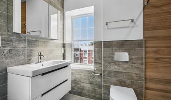 2046 E HUNTINGDON St 3F, Philadelphia, PA 19125