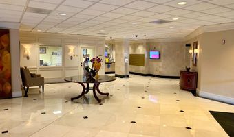 901 N MONROE St 203, Arlington, VA 22201