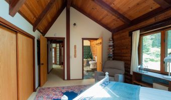 28581 Navarro Ridge Rd, Albion, CA 95410