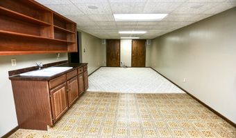 2010 SE 14th Ave, Aberdeen, SD 57401