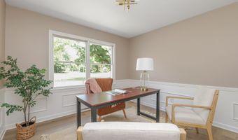 5445 E 72nd Pl, Indianapolis, IN 46250