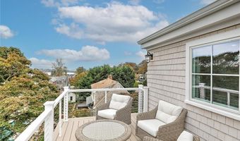 11 Shields St, Newport, RI 02840