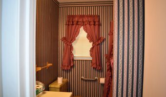 175 Lakeshore Dr, Bean Station, TN 37708