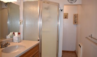 2071 Dewey Rd, Ashtabula, OH 44004