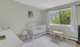 41 Elbow Hill Rd, Brookfield, CT 06804