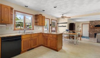 227 Prospect Ave, Middletown, RI 02842