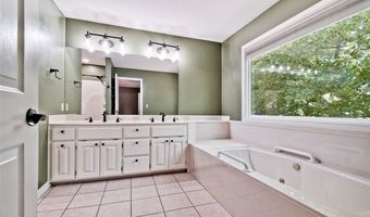 15 Cambria Ln, Bella Vista, AR 72715