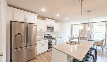 5 Arran Ln, Bella Vista, AR 72715
