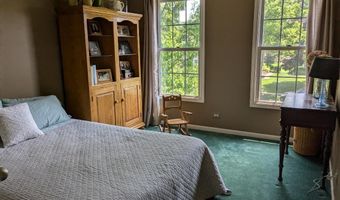 1900 Waverly Ln, Algonquin, IL 60102