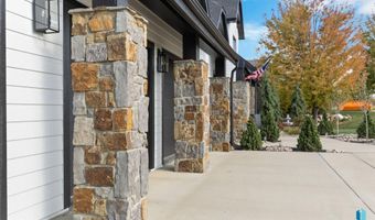 47138 298th St, Beresford, SD 57004