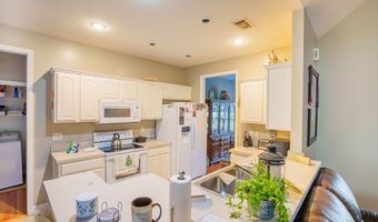 83 Gabriel Ln, Baxley, GA 31513