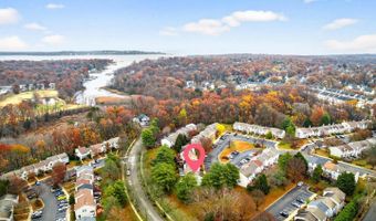 1246 QUAKER RIDGE Dr #89, Arnold, MD 21012