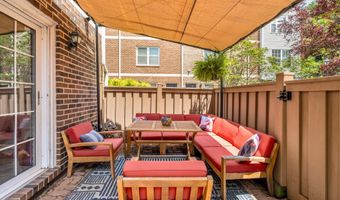 3034 S GLEBE Rd, Arlington, VA 22206