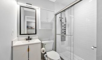 1931 17TH St NW 103, Washington, DC 20009