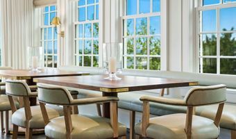 25 Tokeneke Trl, Darien, CT 06820