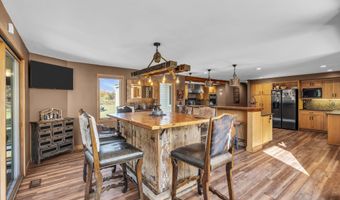 42 Hill Rd, Allentown, NJ 08501