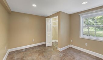 8508 DICK WOODS Rd, Afton, VA 22920