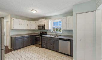 42 Regal Oaks, Barboursville, WV 25504