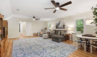 3201 Fox Terrace Dr, Apex, NC 27502