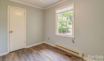 364 Pearson Dr, Asheville, NC 28801