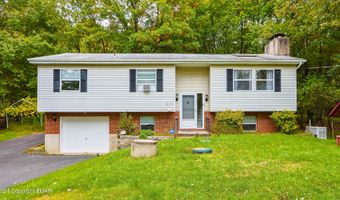 271 N Shore Dr, Albrightsville, PA 18210