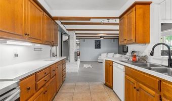 2210 Skyline Dr, Bartlesville, OK 74006