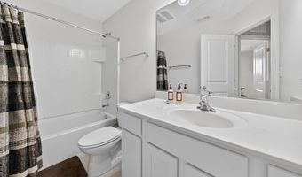 1183 Kingsmill Dr, Algonquin, IL 60102