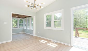 6438 KNOLL HILL Dr, Berlin, MD 21811