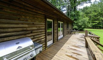 740 Log Cabin Rd, Arapahoe, NC 28510