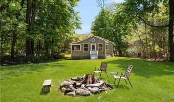10 Summer St, Jamestown, RI 02835